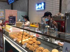 面包甜点陈列柜-西树泡芙(秦皇岛茂业天地店)