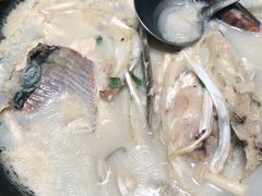 -梦都海鲜酒家(万达广场江桥店)