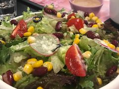 -樱花里音乐餐吧·牛扒椰子鸡(东圃店)