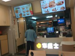 -华莱士·炸鸡汉堡(荔湾坑口店)