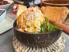 -饱嗝·小炒云南菜·见手青乌鸡汤锅(来凤街国创园店)