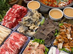 -灶知轩湘西石锅鱼(万佳广场店)