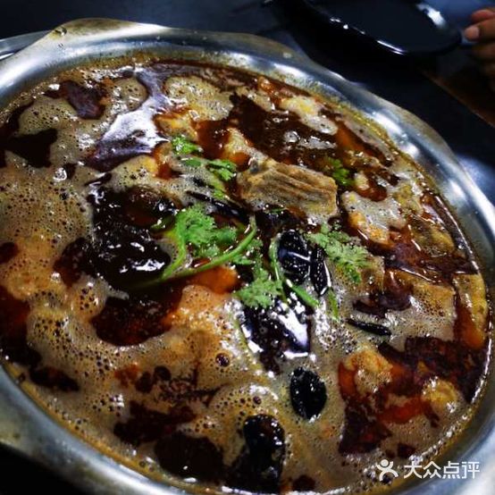 伊诚斋羊蝎子火锅(和义居小区店)