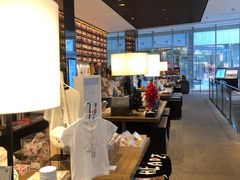 -茑屋书店(天目里店)