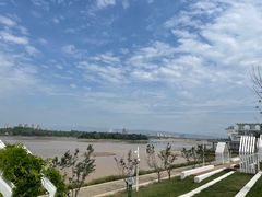 -灞河西岸滨河公园