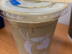 -瑞幸咖啡(梅花园地铁站店)