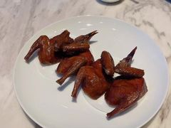 脆皮妙龄鸽-新荣记(新源南路店)