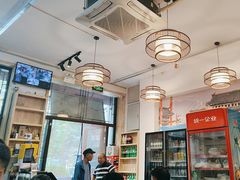 -聚首堂·特色小吃·肘子(什刹海德胜门店)