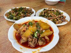 土豆烧肥肠-叶老大肥肠