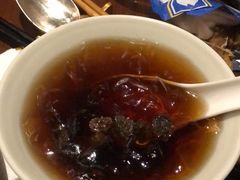 葡萄干山楂红糖冰粉-君悦酒店·1881·北京烤鸭