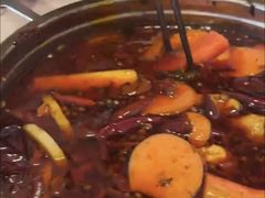 -黄潇洒老火锅(九眼桥宏济巷店)
