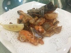 皮骨椒盐三文鱼-新享乐海鲜(翠华路店)