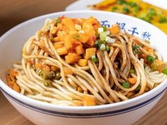 武汉热干面-文叔·湖北名小吃·小龙虾(华强北店)