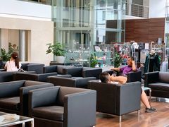 -天津波士信达奔驰4S店(卫津南路店)