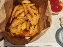 -春树下·树屋花房西餐厅(罍街AS1980店)