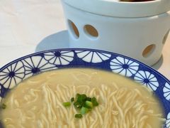 老城隍庙鸡汁阳春面-西湖春天•老字号杭州菜(百汇店)