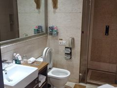 -沈阳皇朝万鑫酒店
