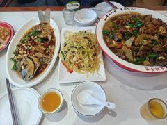 -鲁南仔·滕州炒鸡(经三路店)