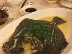 -南洋长胜酒店(广州东站天平架地铁站店)
