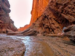 -天山神秘大峡谷