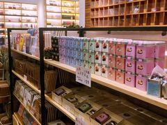 -猫的天空之城概念书店(印象城购物中心店)