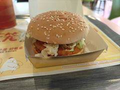 -麦当劳(金山红星美凯龙DT店)