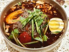 -小董哥烤串·爆汁大油边(故宫店)