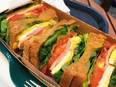 -星巴克(大宁店)