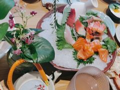 -花和海鲜自助(梅江店)