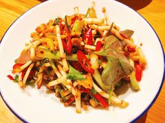 -野山舂·贵州现舂酸汤火锅(鸿通城店)