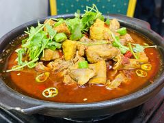 臭豆腐肥肠鸡煲-谢记上海大排档(长寿路店)
