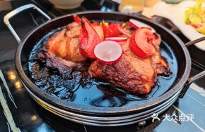 Minister's Butter Truffle Roasted Chicken Thigh