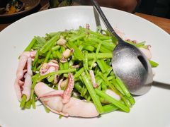 茼蒿烧海兔-KŌNG胶东小馆(华熙店)