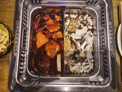 招牌满溢养生菌汤辣汤-扬之阿李菌汤火锅(1969店)