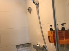 -桔子酒店(合肥三孝口地铁站店)
