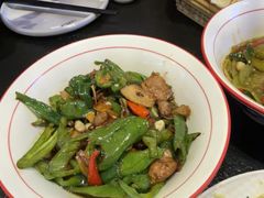 -丁里羊肉小镇(天鹅湖总店)