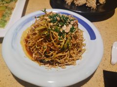 鸡丝凉面-铜锣湾·有麝自然香(重庆新天地店)