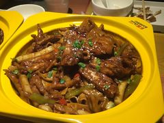 -多嘴肉蟹煲(万达店)