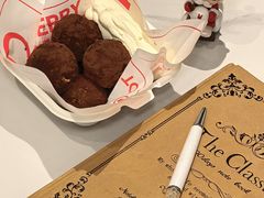 -HOT CRUSH趁热集合·现烤面包(上海环球港店)