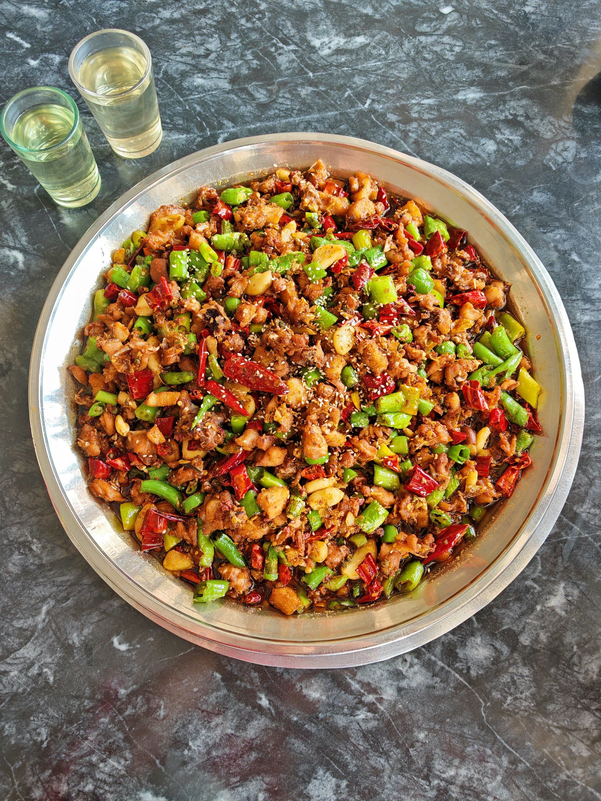 十陵最好吃的干锅青椒兔