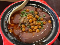 招牌血旺-冯四孃跷脚牛肉·非物质文化遗产店