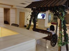 -碧中海汤泉汗蒸酒店