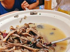 -严记小天府酸菜鱼(西四路店)