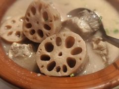 -老街烧烤大排档·地道湖北菜·龙虾馆(汉口火车站店)
