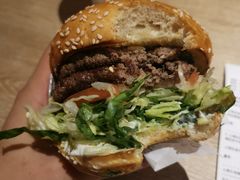 -The Habit Burger Grill 哈比特汉堡(复兴soho店)