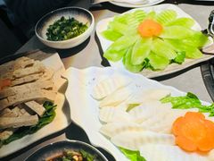 -伴山牛贵州黄牛肉火锅·苗疆非遗艺术餐厅(上海首店)