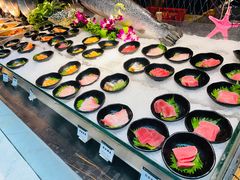 自助取餐区-朗丽兹餐厅