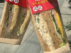 -全家便利店(银翔路店)