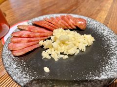 阿东蒜头香肠-千金一碗·宝岛一村(韩国街店)