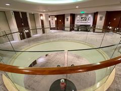 -上海波特曼丽思卡尔顿酒店
